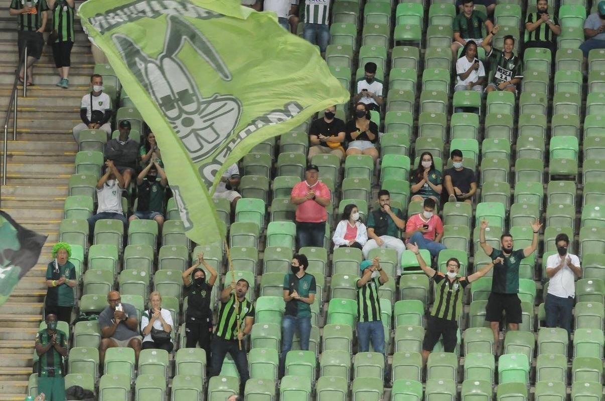 Veja as fotos do confronto entre Amrica e Bahia, no estdio Independncia, em BH, pela 27 rodada do Campeonato Brasileiro.