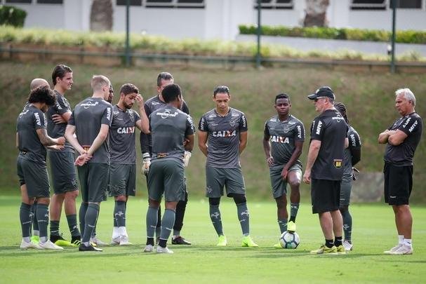 Veja, em fotos, como foi o primeiro treino de Levir Culpi nesta quinta passagem pelo Atlético