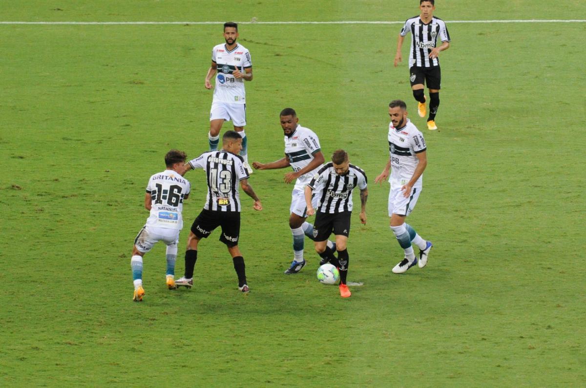 Imagens do jogo entre Atlético e Coritiba, pela 27ª rodada da Série A do Campeonato Brasileiro, no Mineirão