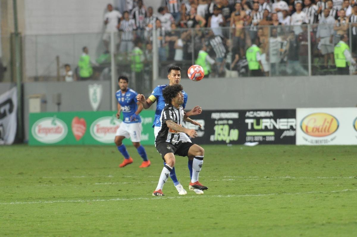 Fotos do segundo tempo do clssico, no Independncia, pela final do Mineiro