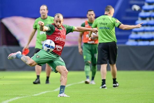 Fotos do treino do América no Estádio George Campwell, do Emelec, em Guayaquil, antes de jogo contra o Barcelona pela Copa Libertadores