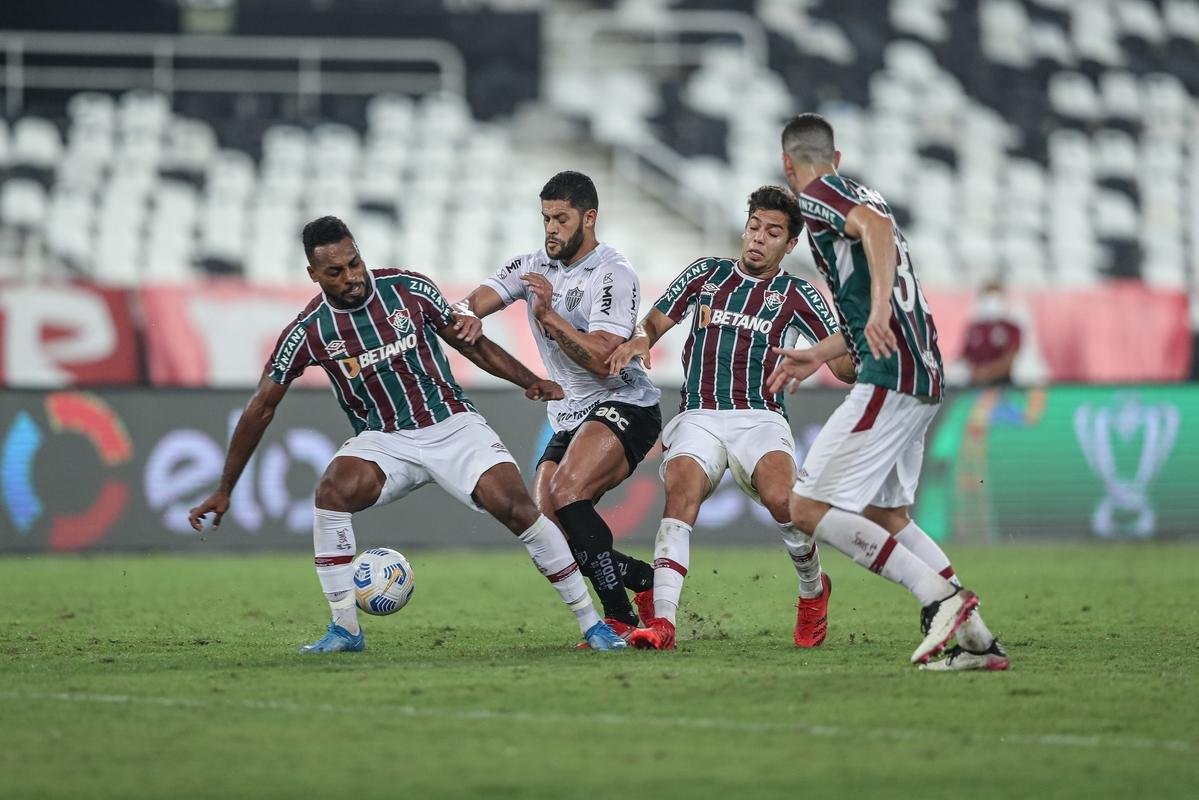 Fluminense e Atltico se enfrentaram nesta quinta-feira (26), em jogo de ida das quartas de final da Copa do Brasil