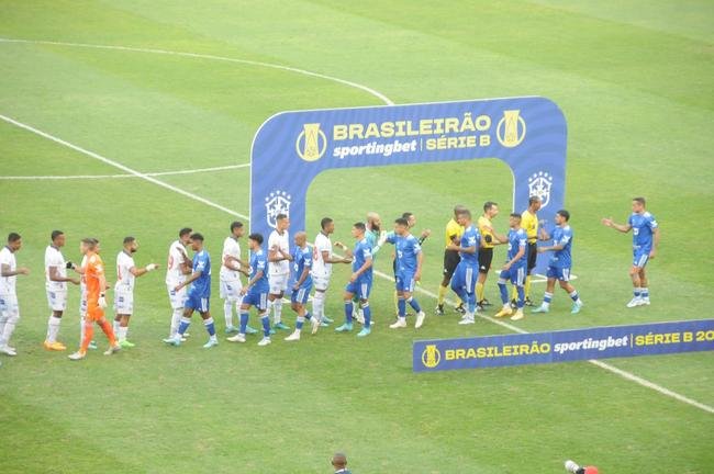 Fotos da partida entre Cruzeiro e Bahia, no Mineiro, pela 20 rodada da Srie B do Brasileiro