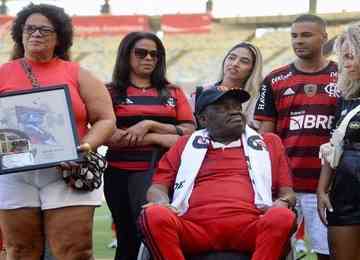 Denir é funcionário do Flamengo desde os anos 80 e está em tratamento contra um câncer cerebral