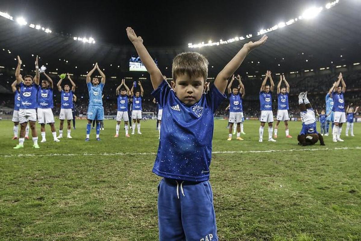 Aps a vitria do Cruzeiro por 2 a 0 sobre o Tombense, no Mineiro, tambm teve mais comemorao da torcida celeste. 
