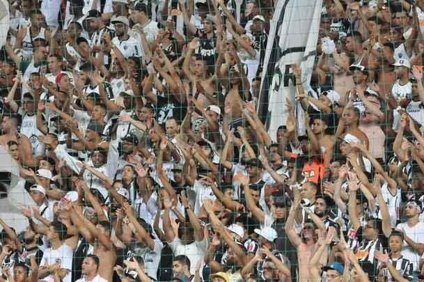 Imagens do jogo entre Atltico e Sport no Independncia