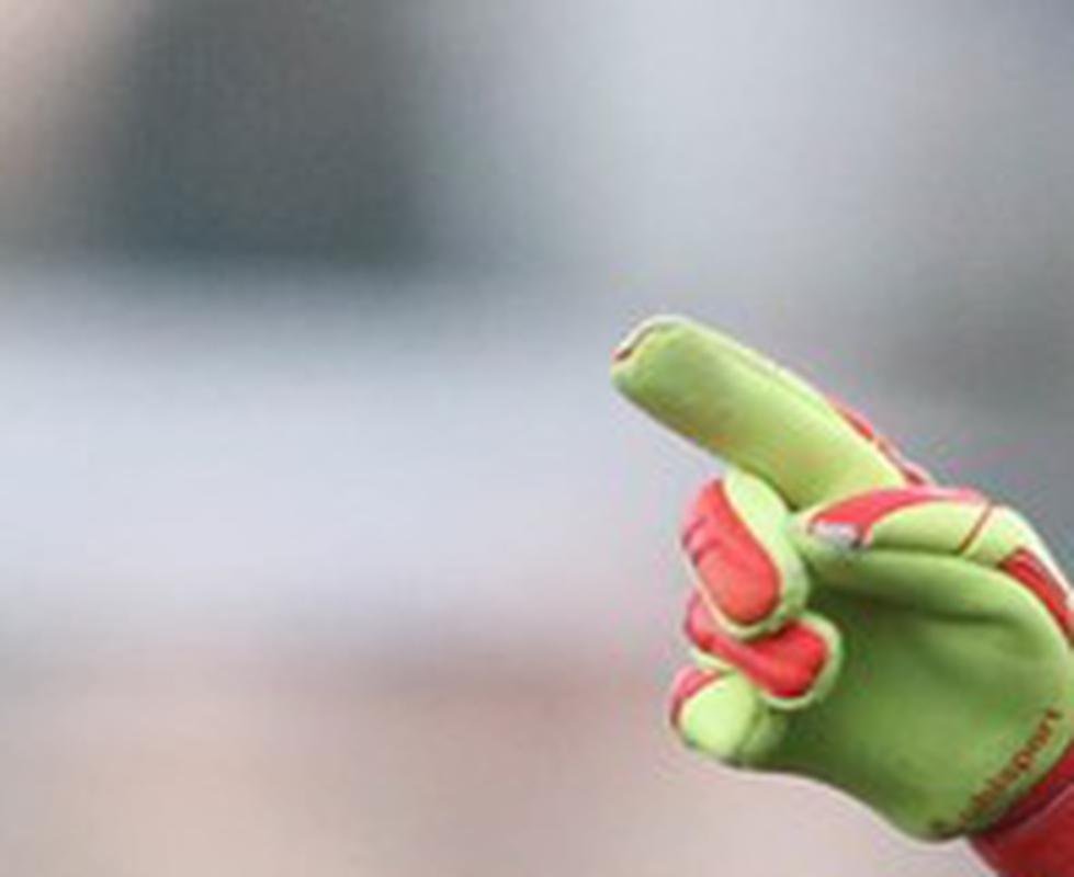 Maur�cio Barbosa: 1984 a 1990: revelado nas categorias de base do clube, fez 58 jogos com a camisa do alvinegra e sofreu 39 gols. Foi campe�o Mineiro de 1989 e do Torneio Ram�n de Carranza, em 1990.