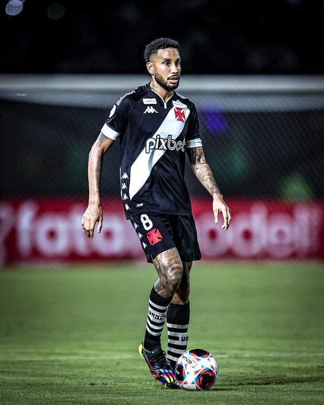 Jair - Ficou no Atltico at o incio deste ano, quando foi vendido ao Vasco.