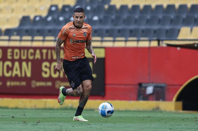 Atlético treina em Guayaquil antes do jogo contra o Emelec