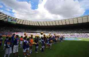 Fotos do jogo entre Cruzeiro e Bahia, no Mineiro, pela 37 rodada do Brasileiro