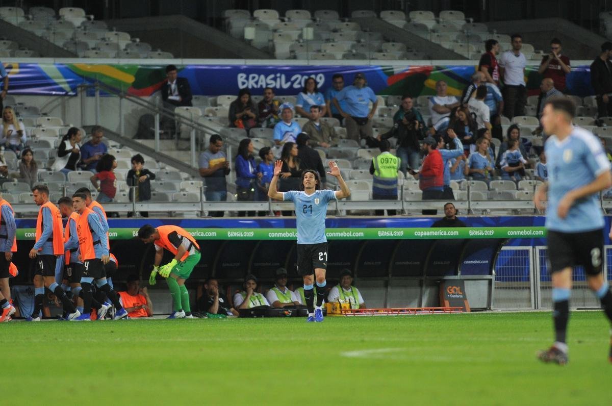 Fotos de Uruguai x Equador, no Mineiro