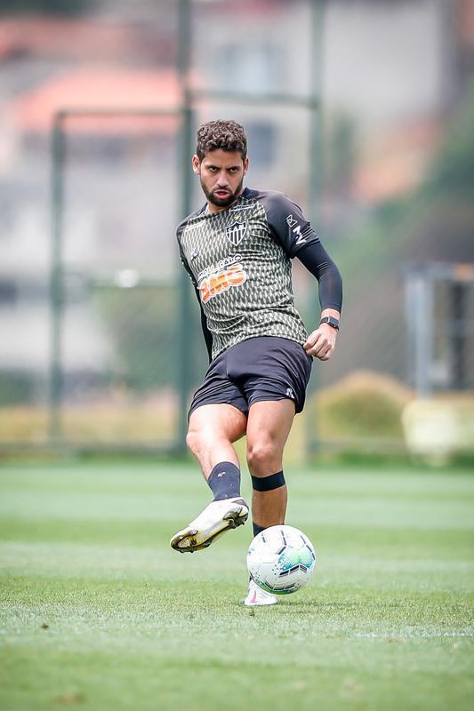 Gabriel - Zagueiro foi diagnosticado com COVID-19, está em isolamento e não enfrentará o Botafogo.