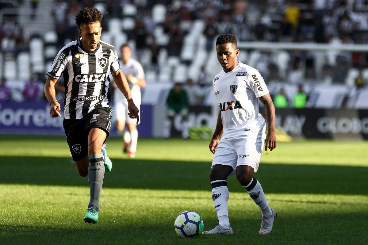 Veja as imagens do jogo entre Botafogo x Atltico, realizado no estdio Nilton Santos, no Rio de Janeiro