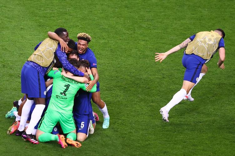 Chelsea faz a festa depois de vencer o Manchester City e faturar o bi na Liga dos Campeões