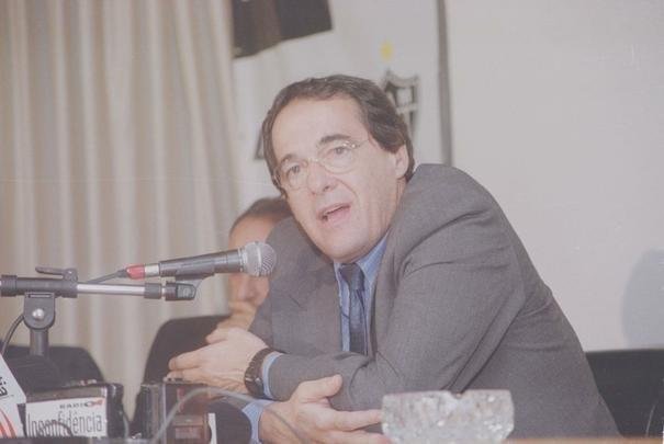 Veja fotos da trajetória de Bebeto de Freitas no Atlético e no Botafogo