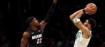 NBA: Celtics domina Heat em casa e volta a empatar final do Leste