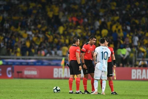 Equipes se enfrentaram pela semifinal da Copa Amrica, em Belo Horizonte