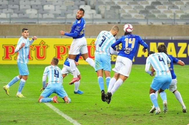 Fotos de Cruzeiro x Londrina, no Mineiro, pela 15 rodada da Srie B