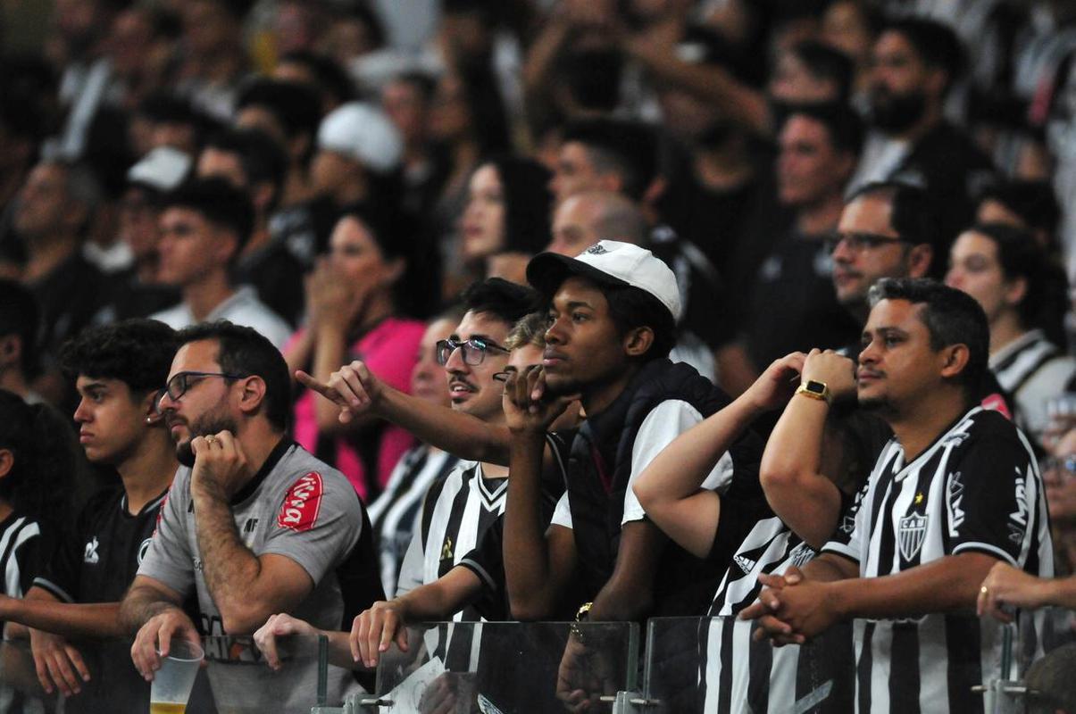 Fotos do jogo entre Atltico x Libertad, pela Copa Libertadores