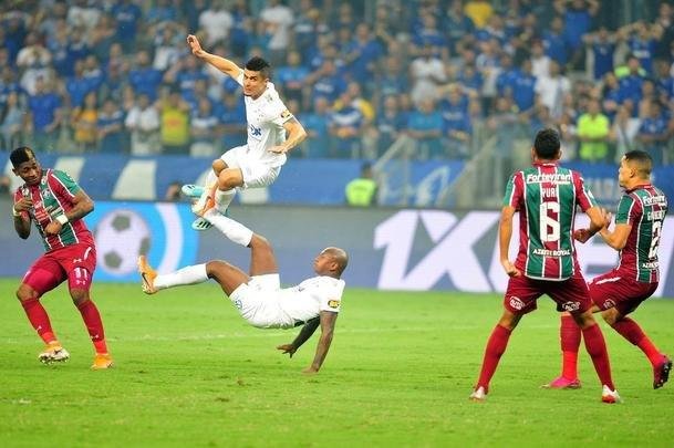 Fotos do jogo entre Cruzeiro e Fluminense, no Mineiro, pela 24 rodada do Brasileiro