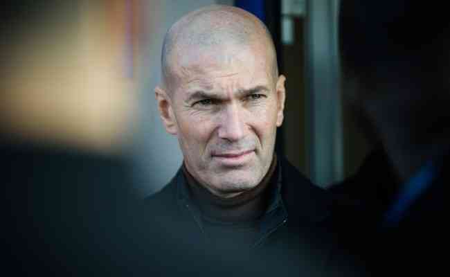 Aps falas polmicas, Real Madrid e Mbapp saem em defesa de Zidane