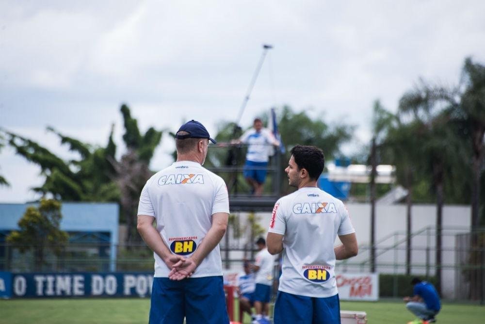A manh de domingo foi de trabalho intenso na Toca da Raposa II