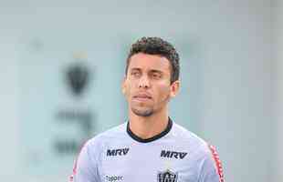 dolo do Atltico, Marcos Rocha defende o Palmeiras por emprstimo.