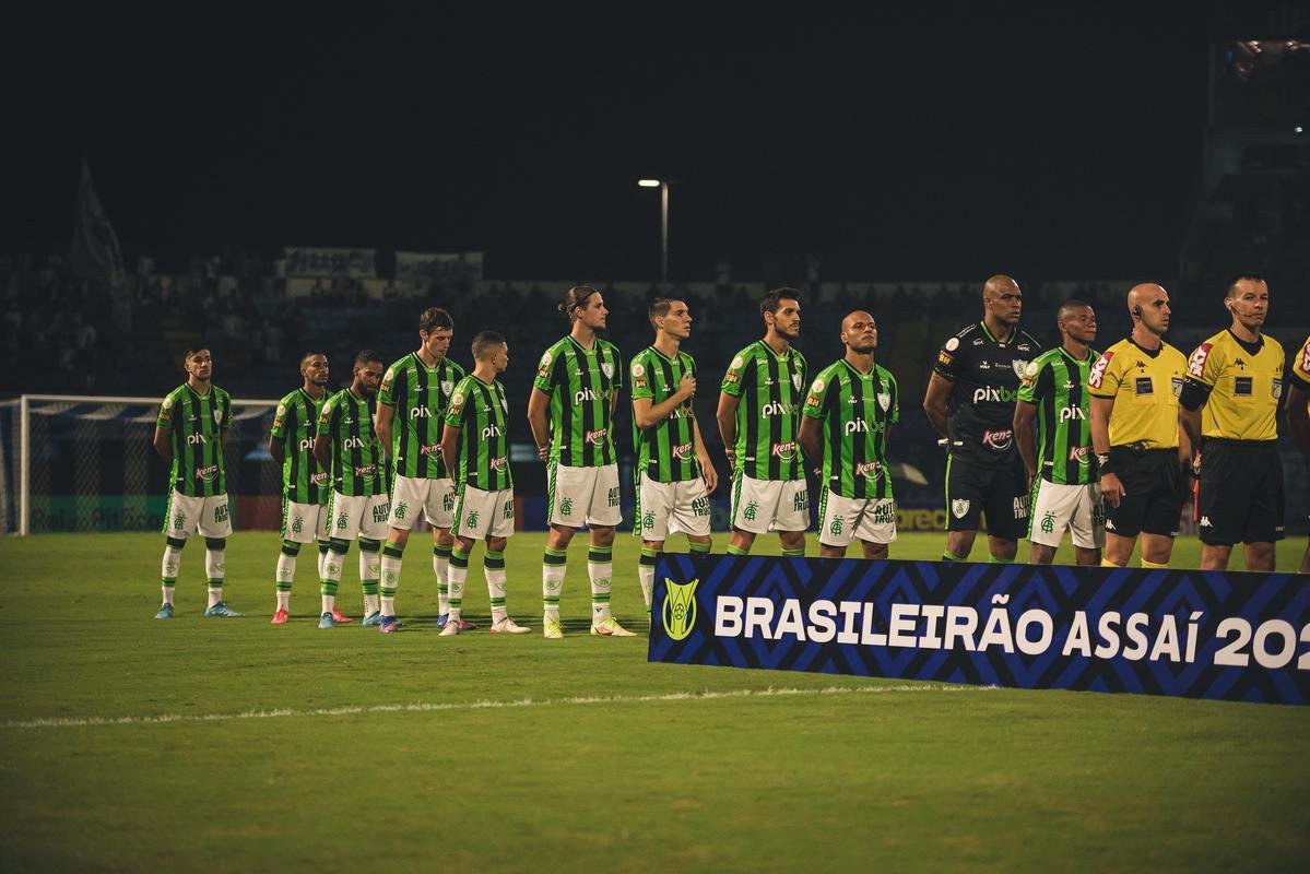 Pouco inspirado, Amrica perdeu por 1 a 0 para o Ava no Estdio da Ressacada, em Florianpolis. A partida foi vlida pela 1 rodada da Srie A do Campeonato Brasileiro de 2022.