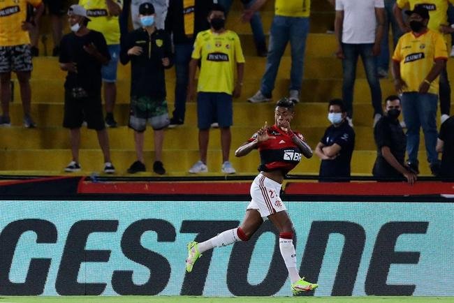 Flamengo vence Barcelona de Guayaquil novamente e vai  final da Copa Libertadores para enfrentar o Palmeiras. Deciso ser em Montevidu, no Uruguai, em 27 de novembro