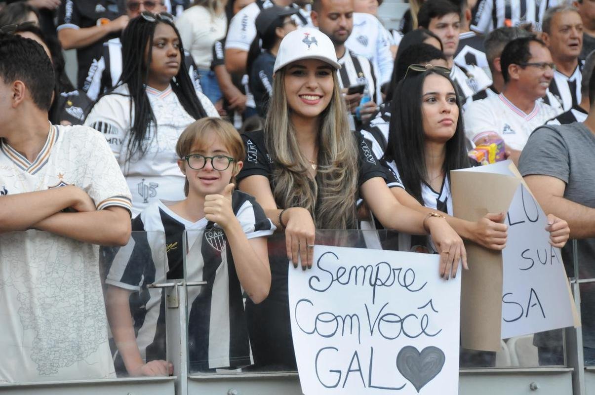 Fotos da torcida do Atltico na partida contra o Flamengo, no Mineiro, em Belo Horizonte, pela 13 rodada do Campeonato Brasileiro