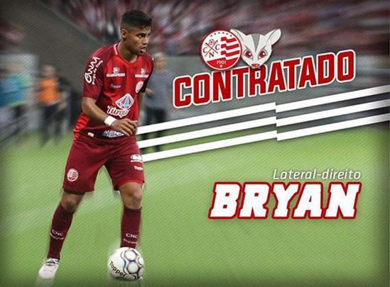 O Nutico anunciou a contratao do lateral-direito Bryan, que estava na Chapecoense