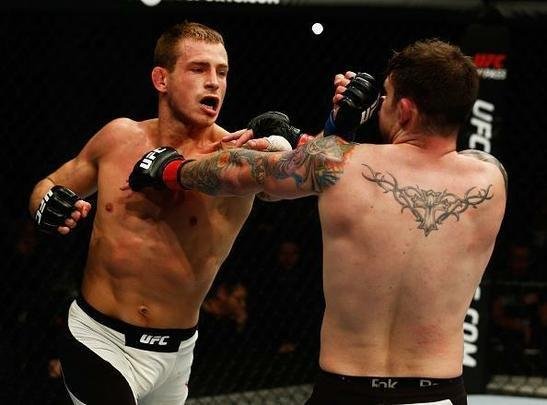 Krzysztof Jotko venceu Brad Scott por decisão unânime
