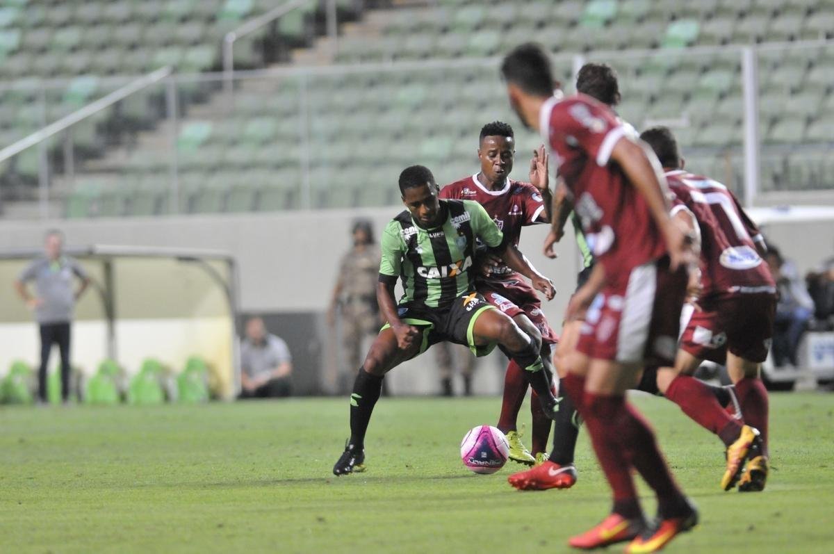 Amrica e Patrocinense se enfrentaram, no Independncia, pela primeira rodada do Campeonato Mineiro