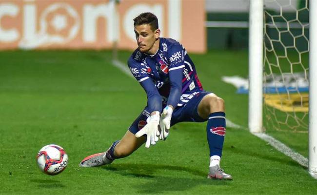 Georgemy ultrapassou marca de 50 jogos pelo Vila Nova