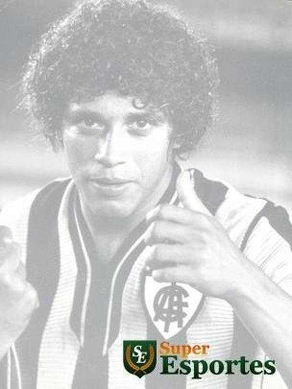 Campos com a camisa do Amrica de 1980