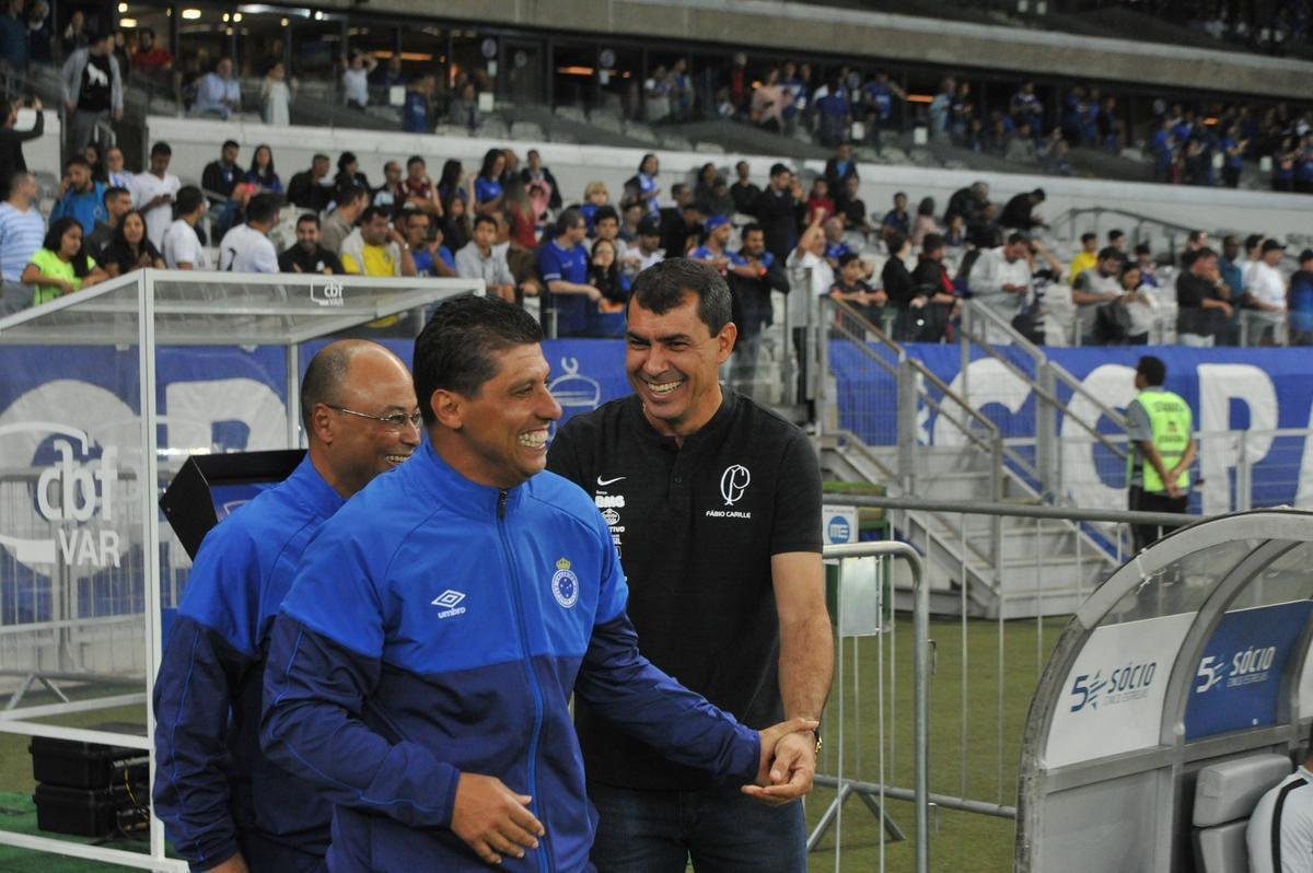 Fotos de Cruzeiro x Corinthians, no Mineiro, pela oitava rodada do Campeonato Brasileiro