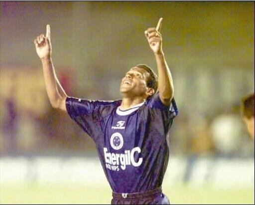 1999 - Copa Mercosul - Cruzeiro foi eliminado nas quartas de final ao ser derrotado pelo Palmeiras