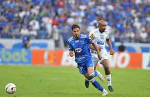 Fotos da partida entre Cruzeiro e Novorizontino, neste domingo (17), no Mineirão, em Belo Horizonte. Jogo é válido pela 18ª rodada da Série B do Campeonato Brasileiro.