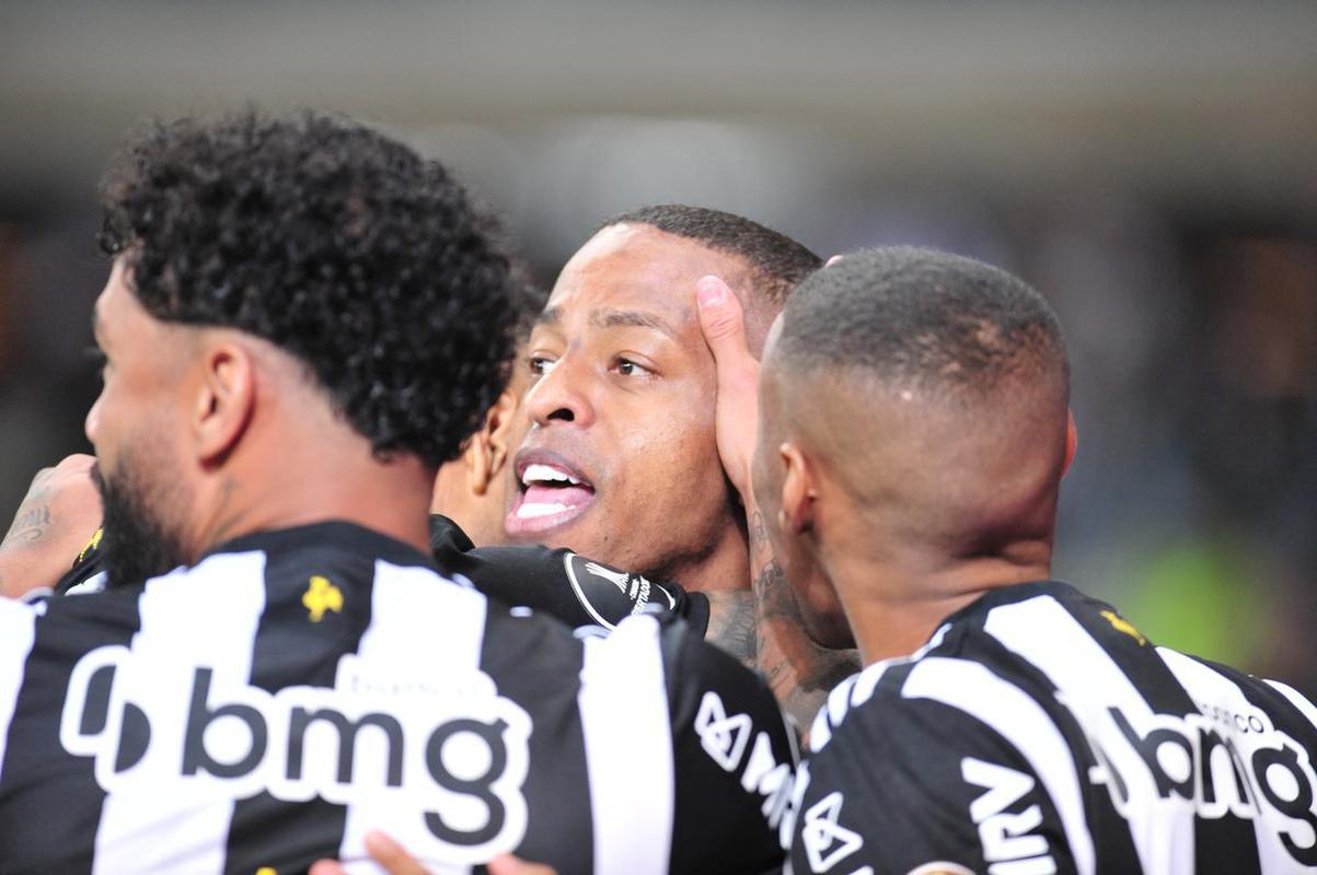 Fotos do jogo de ida das quartas de final da Copa Libertadores, entre Atltico e Palmeiras, no Mineiro