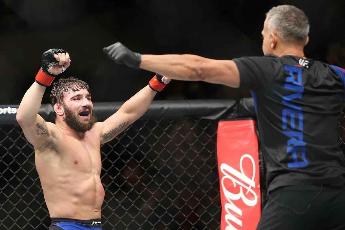 Jimmie Rivera venceu Thomas Almeida por deciso unnime