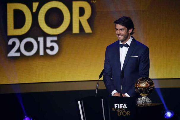 Confira as fotos dos bastidores e da cerimônia da Bola de Ouro