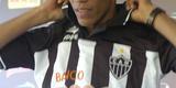 Leonardo Silva - O zagueiro defendeu o Cruzeiro entre 2009 e 2010 e conquistou um Campeonato Mineiro (09), alm de ter sido vice-campeo da Libertadores no mesmo ano. Em 2011, depois de muitas reunies, assinou contrato com o Atltico, em uma transferncia que gerou muita polmica. Na poca, ele minimizou as crticas. O fato  que ele se tornou um dos maiores zagueiros da histria do Galo. Em nove anos no clube, ele conquistou vrios ttulos, alguns deles como capito da equipe: ele foi campeo da Libertadores (2013), Recopa-Sul-Americana (2014), Copa do Brasil (2014) e Campeonato Mineiro (2012, 2013, 2015 e 2017). No fim de 2019, ele anunciou a aposentadoria e passou a trabalhar no time de transio do Atltico.