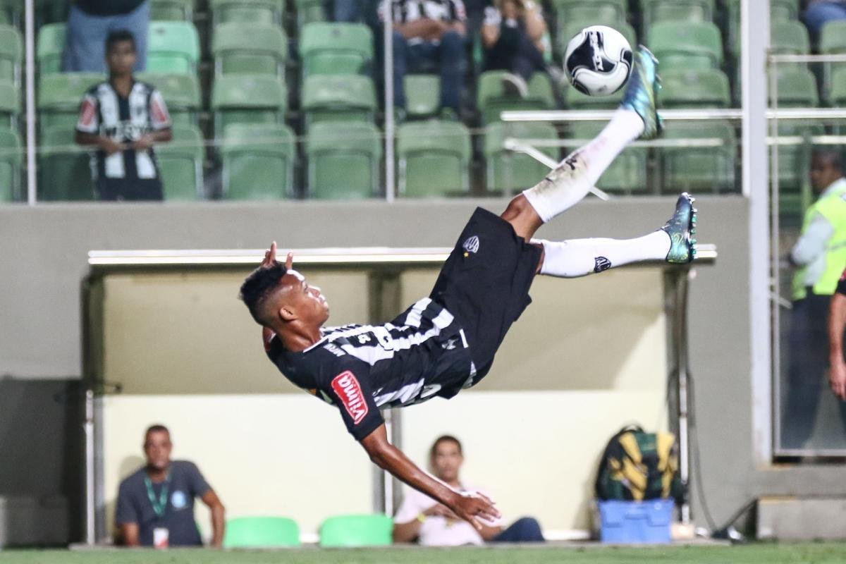 Pablo - 2016/2017/2018 - 21 jogos / 0 gols