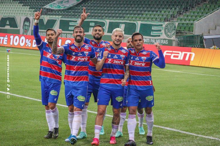 Fortaleza (4º colocado) - 1,9% de chances de título