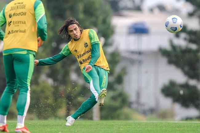 Ricardinho atuou em 12 jogos com o Juventude no Brasileiro 