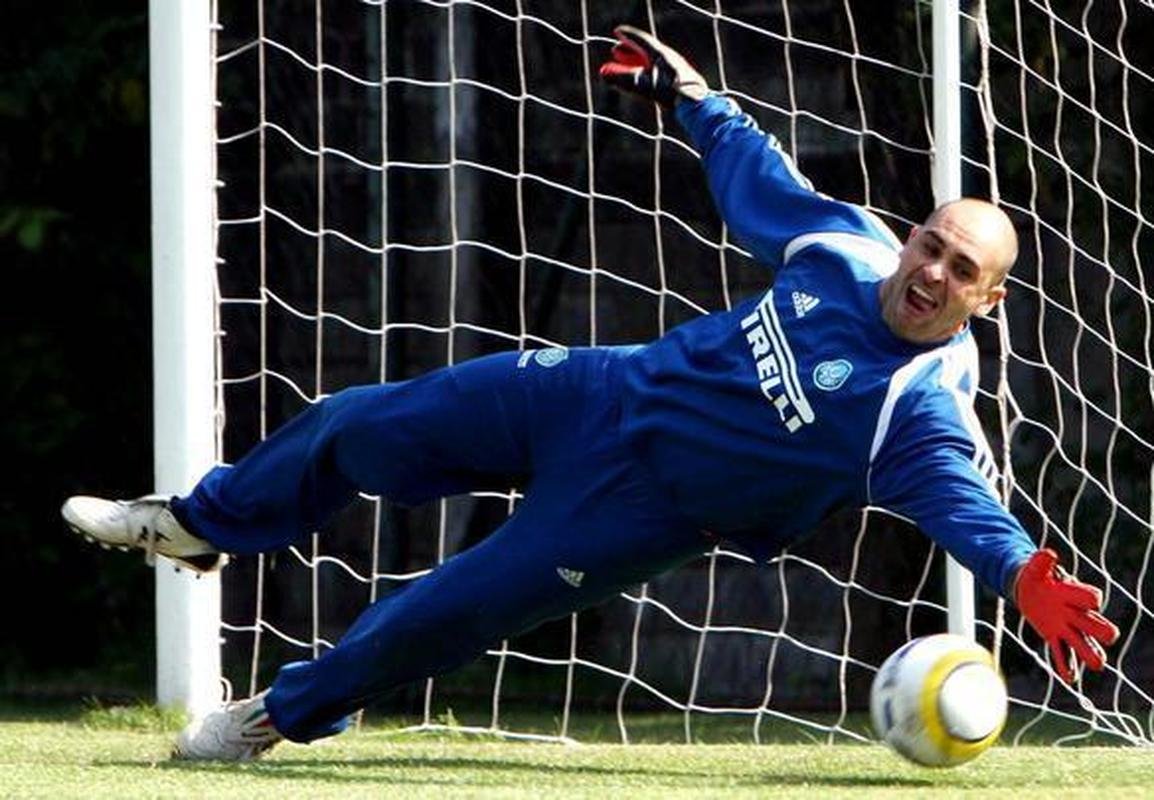 Marcos encerra carreira aps 20 temporadas defendendo o Palmeiras