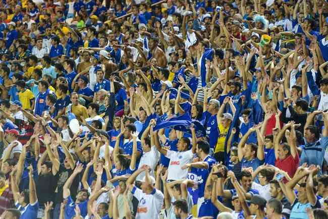 A Gazeta  Dirigentes do Cruzeiro avaliam trazer jogo para o Kleber Andrade