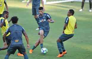 Jogadores do Atltico treinaram na tarde desta quinta-feira, dia seguinte ao empate por 0 a 0 com a Chapecoense