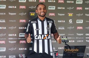 Edinho - O atacante foi contratado junto ao Fortaleza em junho de 2018. Logo em sua estreia, se lesionou e ficou por um longo tempo afastado. Com a camisa do Galo, foram apenas seis jogos e nenhum gol marcado. 