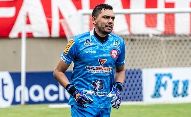 Felipe Garcia foi titular em 36 jogos na Série B